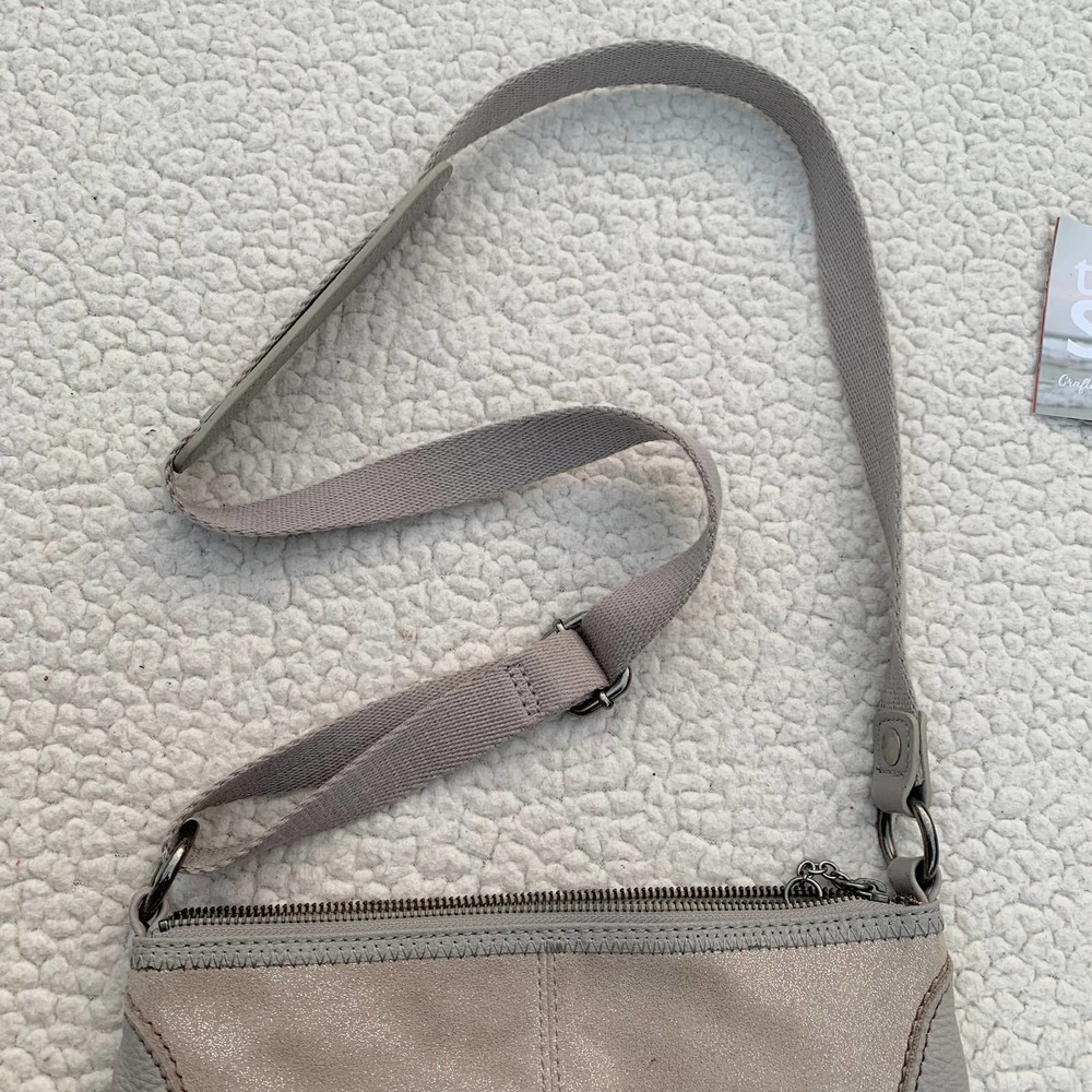 The Sak Grey Lucia Crossbody Bag - Picture 4 of 10